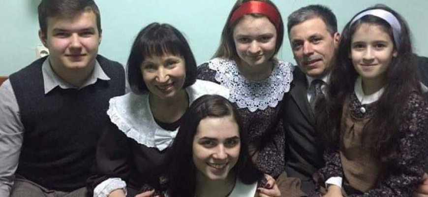 Spektaklio „Nutildytos mūzos“ premjerą rokiškėnai sutiko gausiais aplodismentais