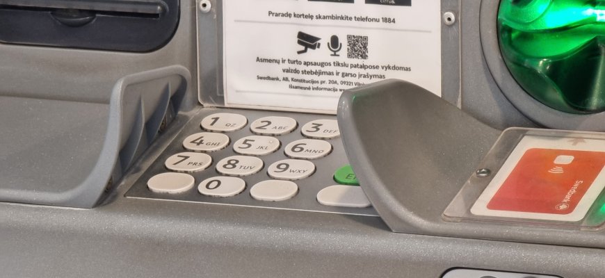 Lietuvos bankas: grynųjų pinigų paklausa kai kur Lietuvoje gerokai išaugo