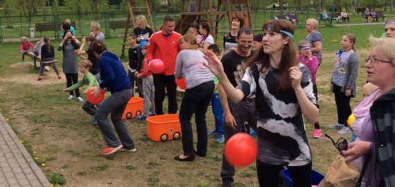 Smagi Kavoliškio mokyklos - darželio šventė, subūrusi ne tik vaikus, bet ir jų tėvelius