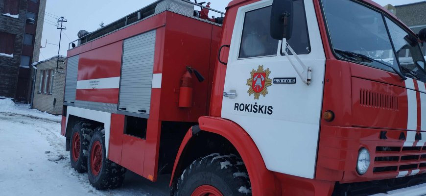 Ugniagesiai gelbėjo 94 metų senolę