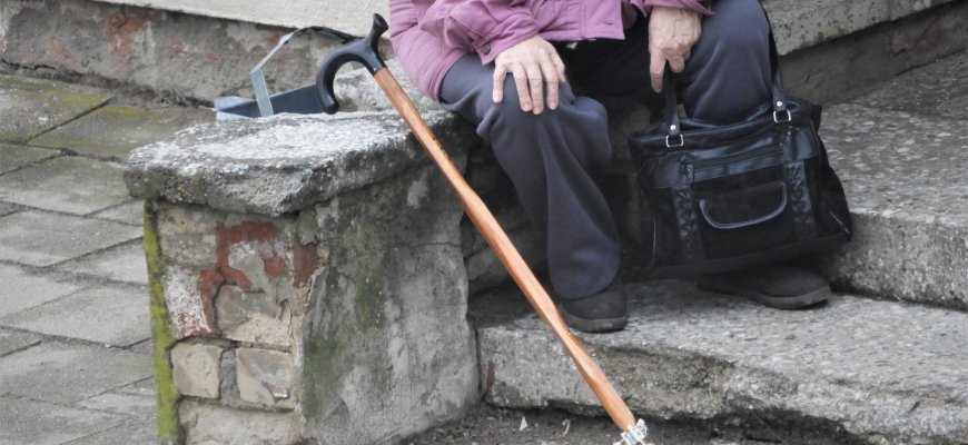 Mažas pajamas gaunantiems ir vyresniems nei 75 metai senjorams – nemokami vaistai
