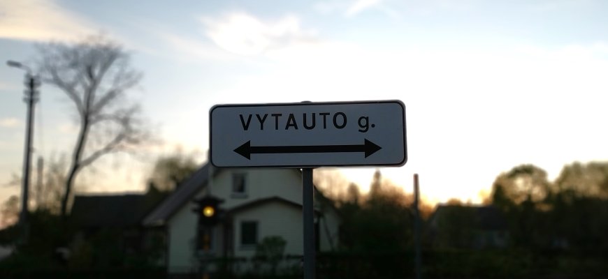 Išdaužė parduotuvės langą