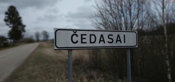 Smurtavo prieš moterį