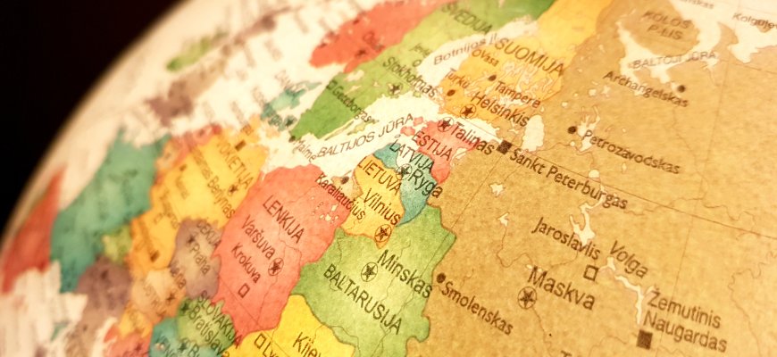 Europa imasi žingsnių stabdyti keliones iš Pietų Afrikos dėl naujos COVID-19 atmainos