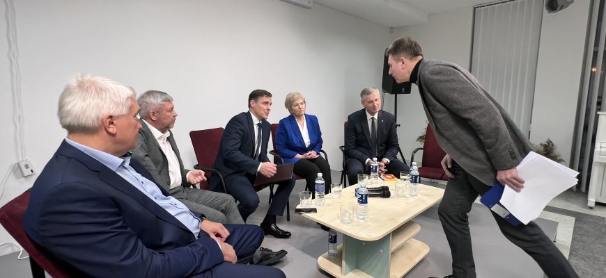 Pirmieji kandidatų į Rokiškio merus debatai: kova dėl kėdės bus karšta (foto)