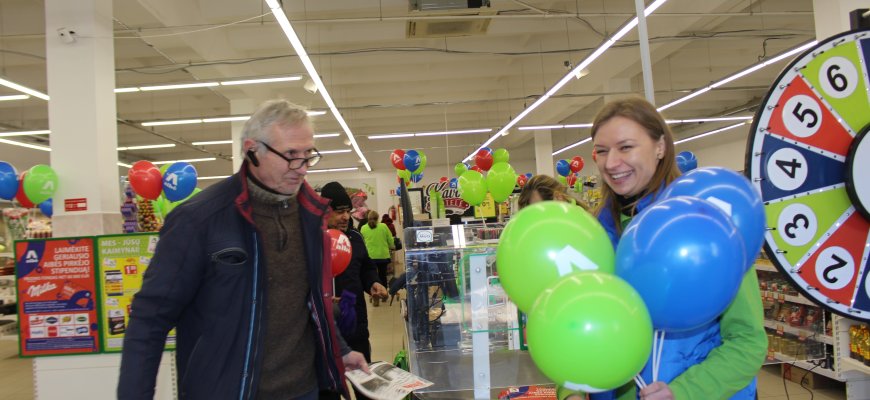 Atnaujintą „Aibę“ Obeliuose įvertino pirkėjai (foto + video)