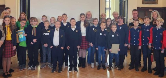 Įvyko pradinių klasių mokinių viktorina „Aš labai myliu Lietuvą...“