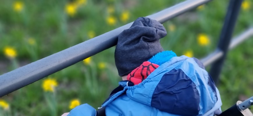 Kviečia į socialinio-emocinio ugdymo programą tėvams, auginantiems ypatingus vaikus