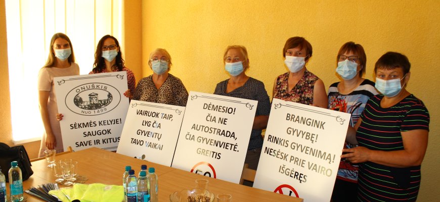 Onuškio kaimo bendruomenė - Lietuvos automobilių kelių direkcijos konkurso „Eismo saugumas bendruomenėse” dalyvė