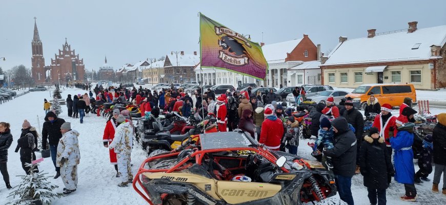 Ratuoti Kalėdų seneliai dalins džiaugsmą mažiems rokiškėnams