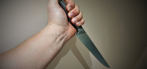 Peiliu sužalojo sugėrovą