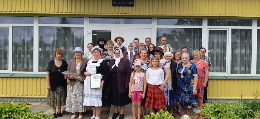 Poezijos popietė Ragelių kaimo bibliotekoje