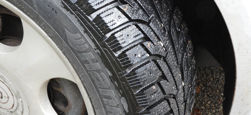 Vagys automobilius paliko be ratų