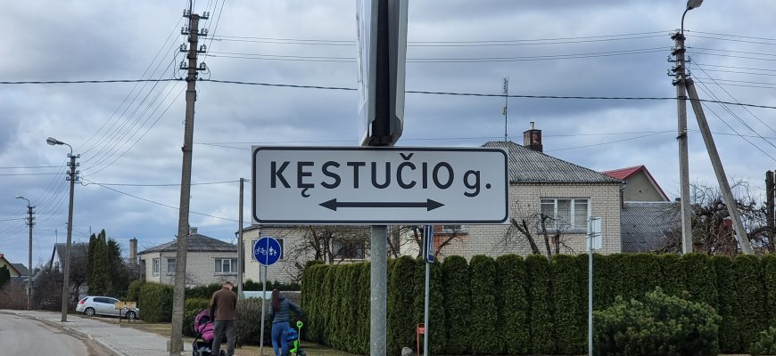 Vėlų ketvirtadienio vakarą – avarija