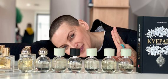 Rokiškio krašto muziejuje meninės parfumerijos patyrimai su Edita Vigėlyte