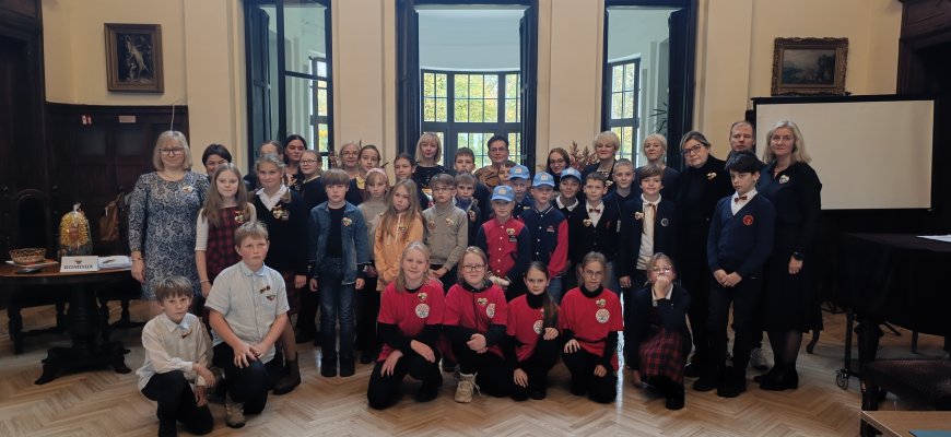 Rokiškio rajono pradinių klasių mokinių viktorina „Aš labai myliu Lietuvą...“ (foto)