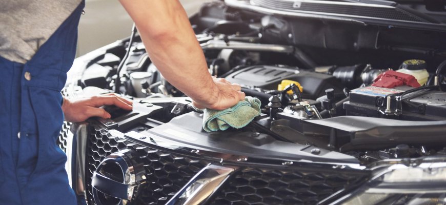Kodėl svarbu keisti automobilio tepalus?