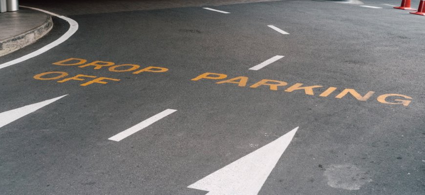 Ilgas atsisveikinimas su automobiliu: kaip paruošti mašiną 3 savaičių stovėjimui Vilniaus oro uoste?