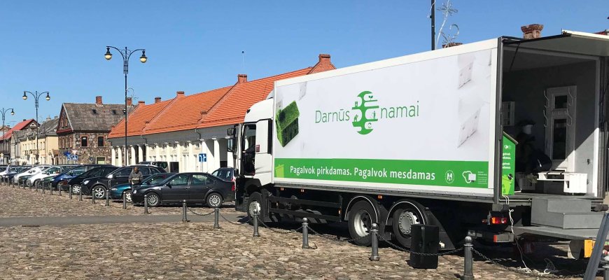 Namas ant ratų mokė tausoti aplinką