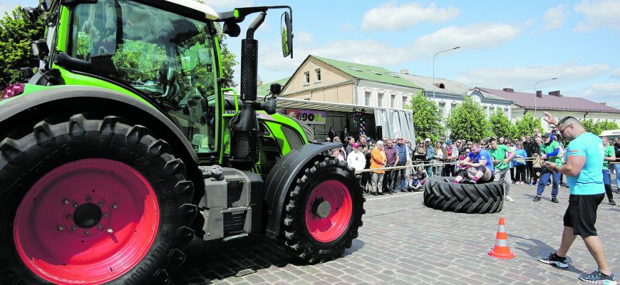 Tarp stipriausių galiūnų – dar vienas rokiškėnas
