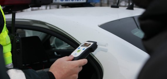 Išgėrusių vyrų savaitgalio pasivažinėjimai baigėsi nesėkmingai