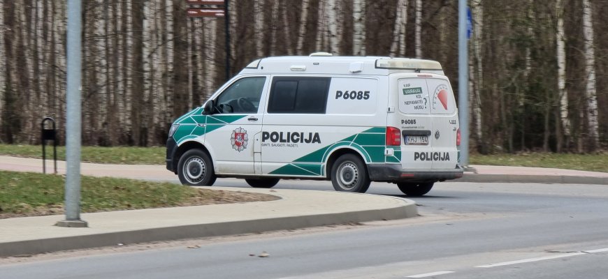 Prarado automobilį