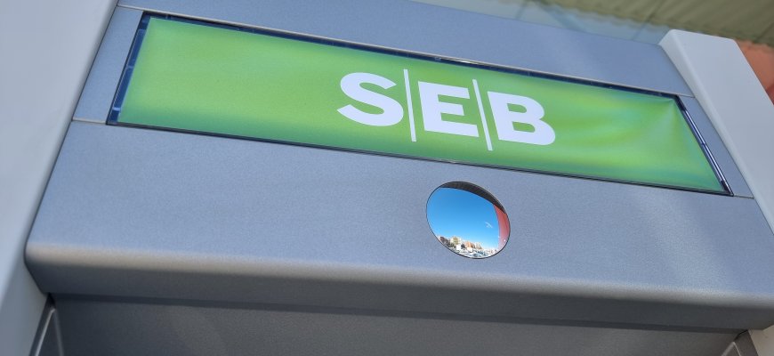 SEB bankas įspėja