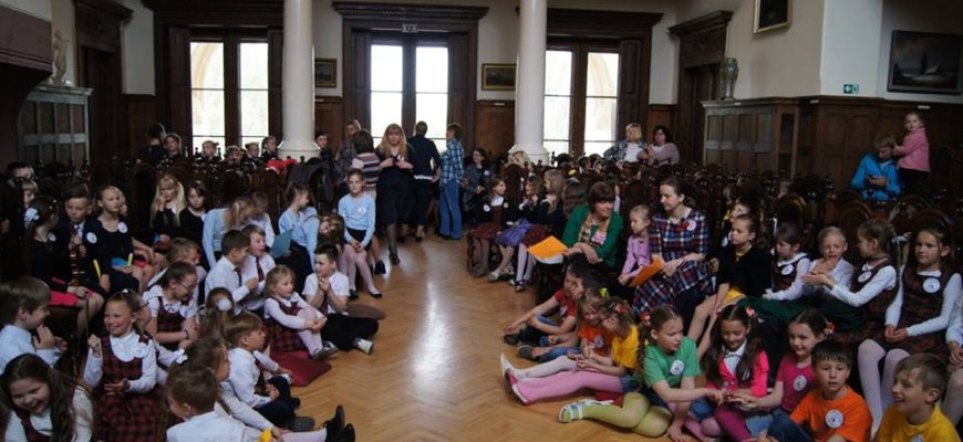 Tarptautinę muziejų dieną nuoširdžios vaikų dainos - puiki dovana Rokiškio krašto muziejui