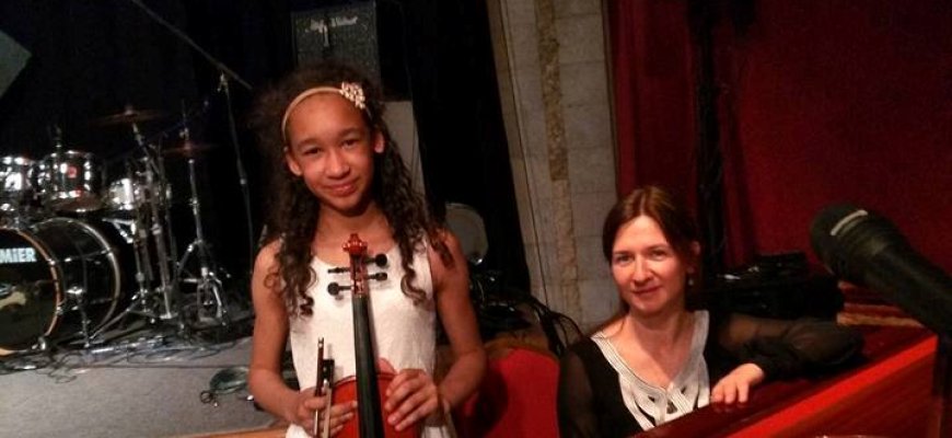 Rokiškio muzikos mokyklos mokinė smuikininkė F. Kemundrytė tapo I-os vietos laureate konkurse