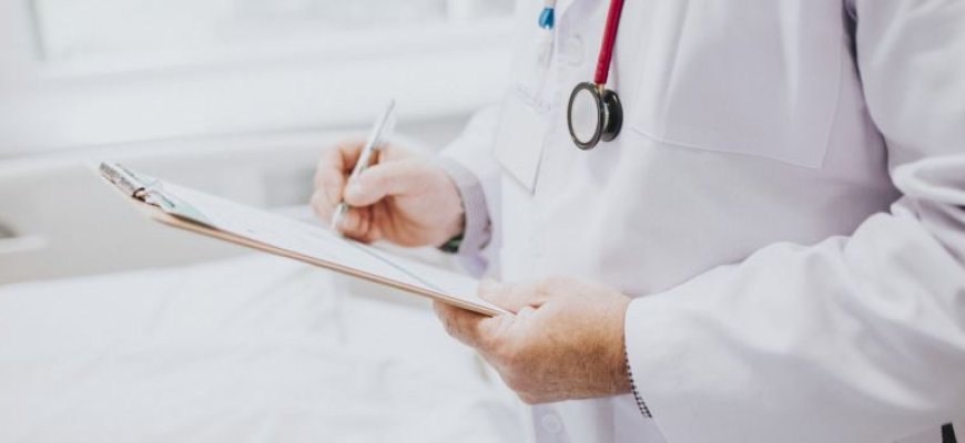 Ligonių kasos kviečia vyrus pasitikrinti dėl prostatos vėžio