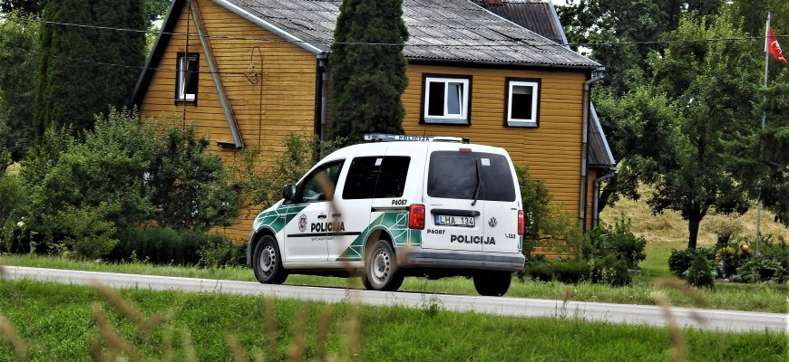 Neblaivūs susimušė