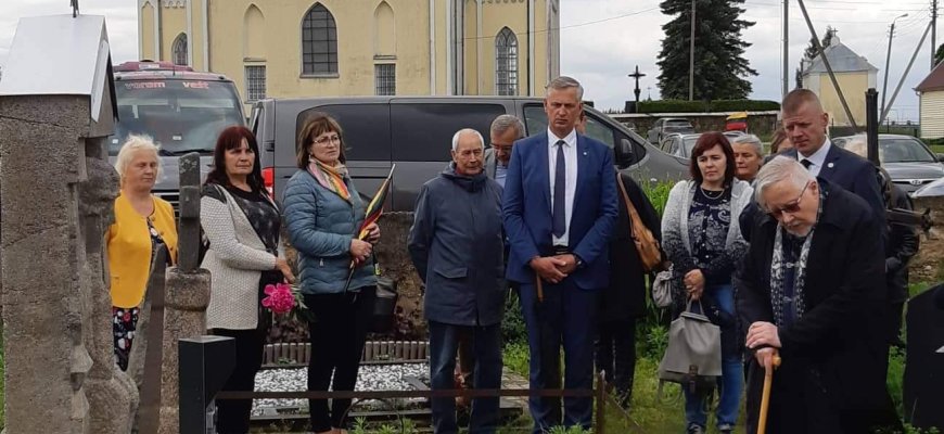 Pagerbti Obelių krašto sukilimo dalyviai (foto)