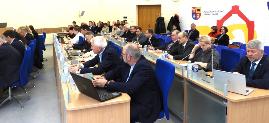 Tikrins taršą sankryžose, Obelių ežere, skaičiuos juoduosius gandrus ir Sosnovskio barščius