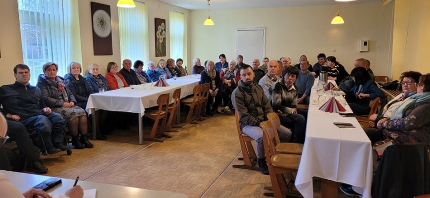 Kriaunose įvyko visuotinis bendruomenės narių susirinkimas (foto)