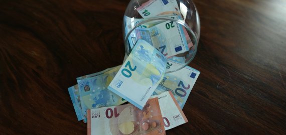 Vyriausybė už 66 tūkst. eurų reklamuoja savo darbus