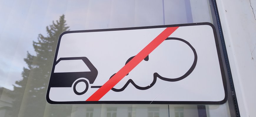 Vyriausybė spręs dėl automobilių taršos apmokestinimo