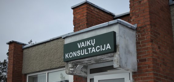 Ragina tėvelius nedelsti ir profilaktiškai patikrinti vaikų sveikatą