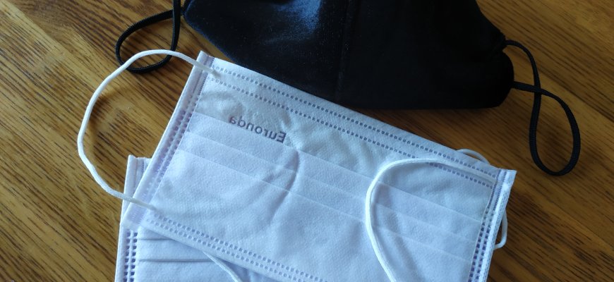 Privalomo veido kaukių dėvėjimo uždarose patalpose nebeliks kitą savaitę