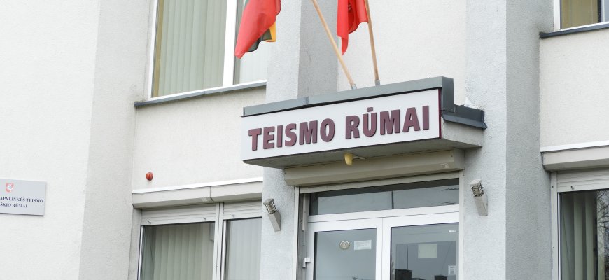 Socialiniuose tinkluose sukčiavę jaunuoliai nuteisti laisvės atėmimo ir arešto bausmėmis