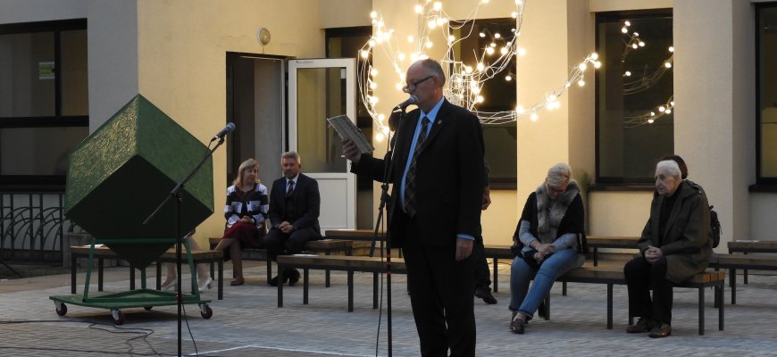 Poezijos kampelio atidarymo procesija palietė atokiausias širdies kerteles (video+foto)