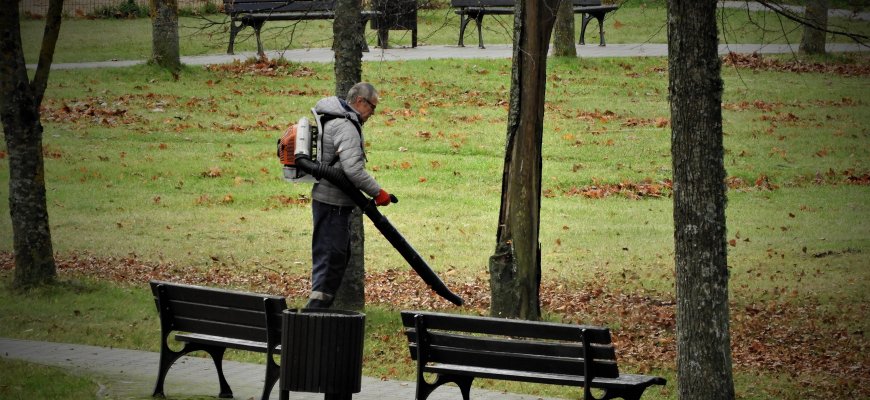 Minimalią algą siūloma didinti 35 eurais