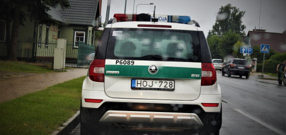 Pavogė papuošalus ir kitus daiktus