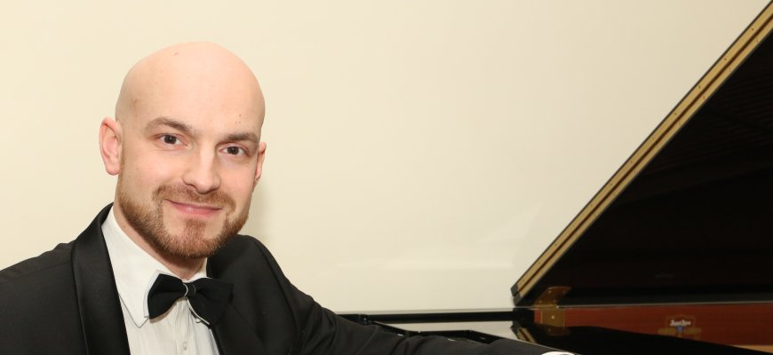 Koncerte „Fleita operoje“ – virtuozai, muzikologas Viktoras Gerulaitis ir teatrališka kelionė po operų pasaulį