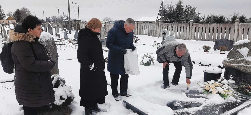 Obelių muziejuje lankėsi ypatinga delegacija