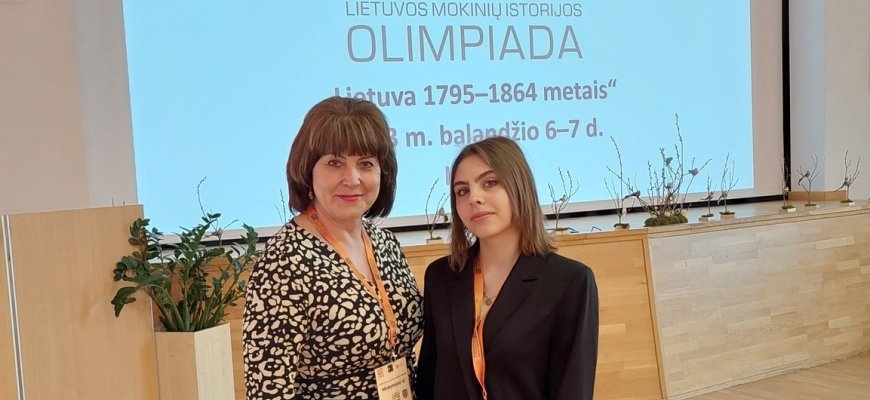 Juodupietės sėkmė respublikinėje istorijos olimpiadoje