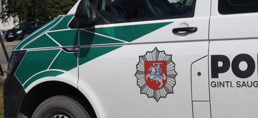 Neblaivus ir be teisės vairuoti