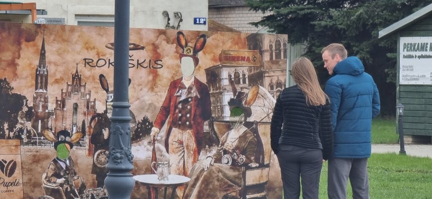 Karantinas pratęstas iki birželio pabaigos, dviem valandom pailgintas lauko kavinių darbas