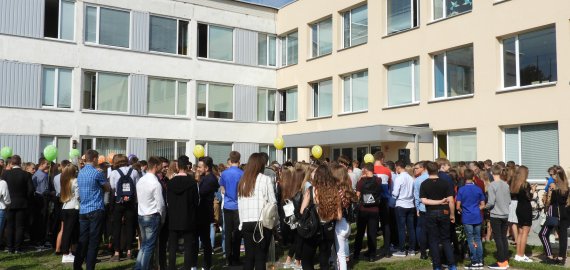 Šią savaitę Rokiškio gimnazijose aidi paskutinis skambutis