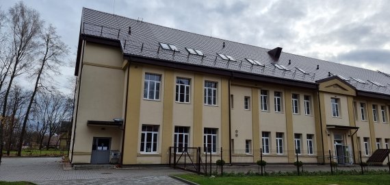 Senelių globos namuose stabdomas gyventojų lankymas
