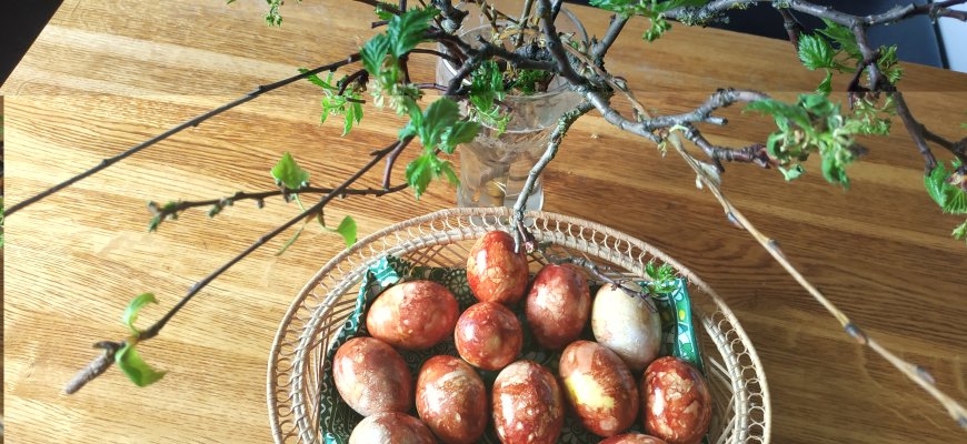 Velykiniai kiaušiniai: kaip marginti ir kiek laikyti, kad nemirgėtų akyse?